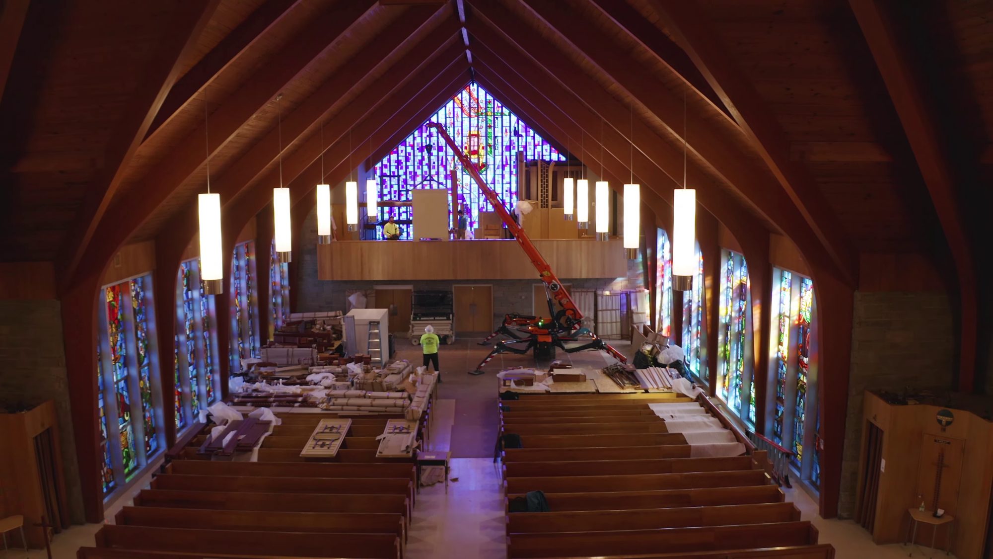 Installation of a pipe organ in the USA - Jekko